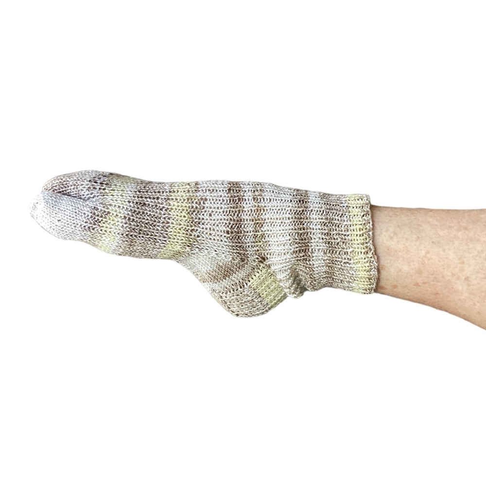 Socks Hand Crafted Ankle Flip Flop Tan Cream Silver Tan Knit Boho Eclectic - Picture 12 of 16